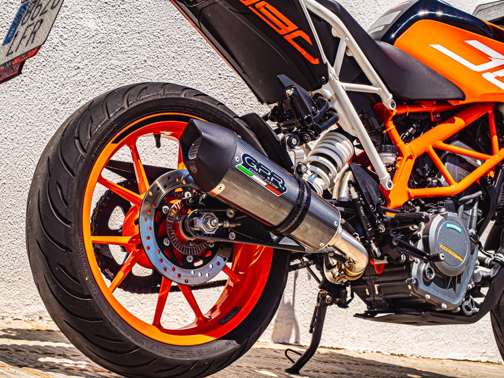 Exhaust compatible with Ktm Duke 250 2017-2020, GP Evo4 Poppy, Homologated legal slip-on exhaust including removable db killer and link pipe 
