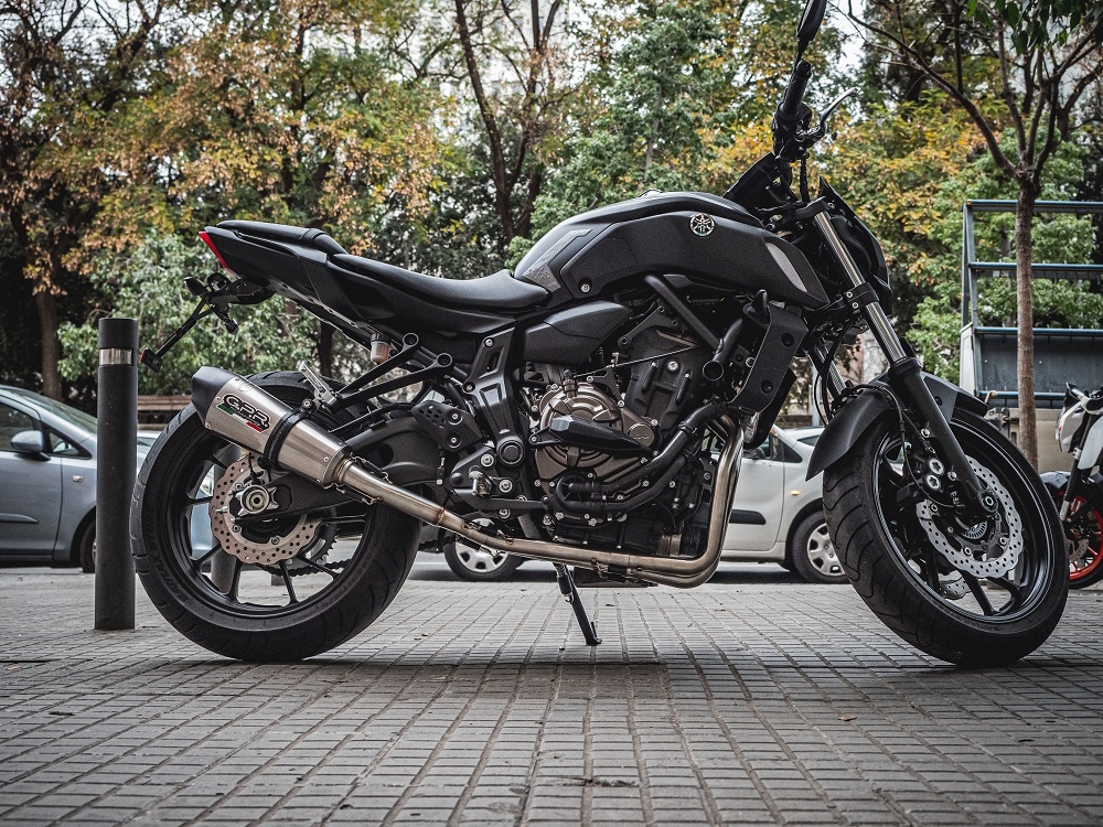 Exhaust compatible with Yamaha Mt-07 2017-2020, GP Evo4 Titanium, Homologated legal full system exhaust, including removable db killer and catalyst 