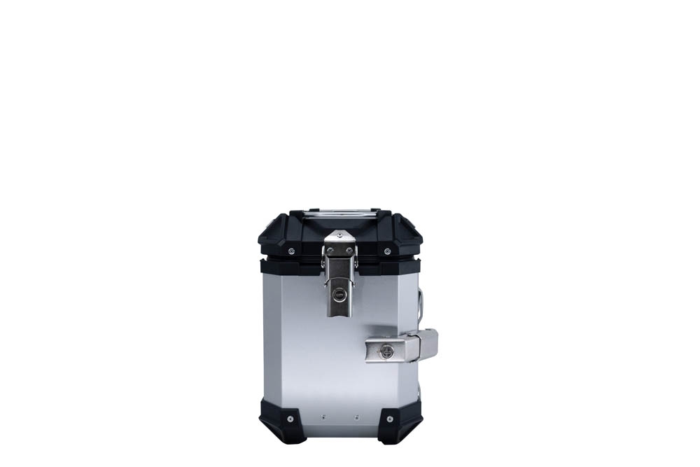 GPR TECH Pair of side cases aluminum made with contoured right side,no rack included, silver color  Capacity 38 LT. + 32 LT.