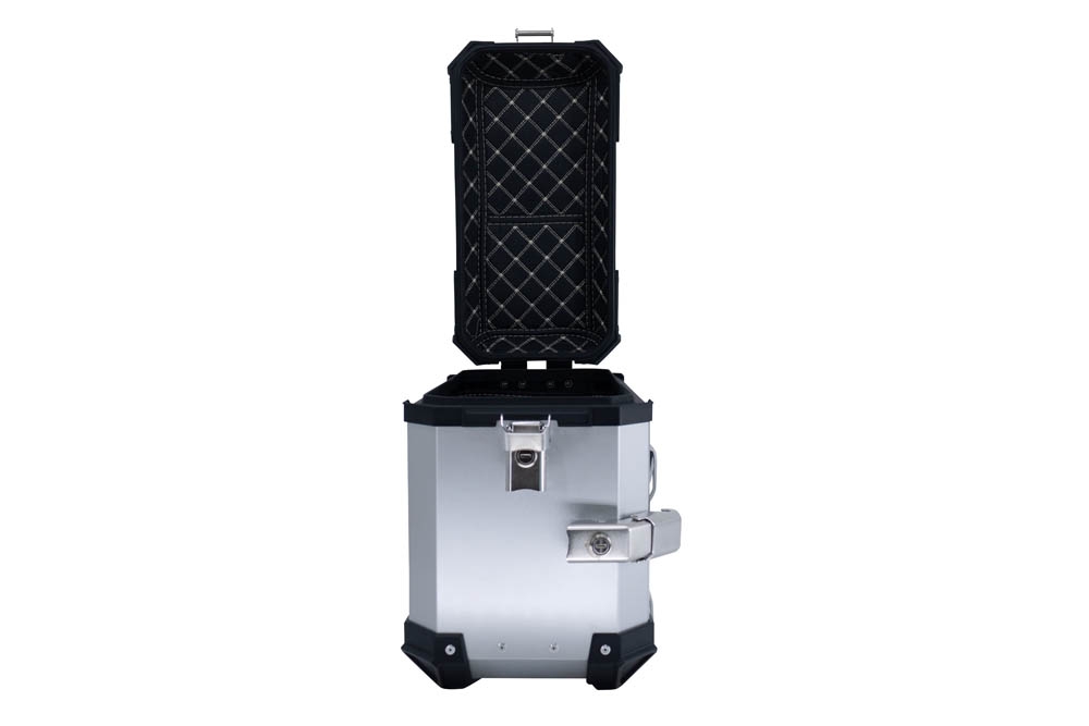 GPR TECH Pair of side cases aluminum made with contoured right side,no rack included, silver color  Capacity 38 LT. + 32 LT.