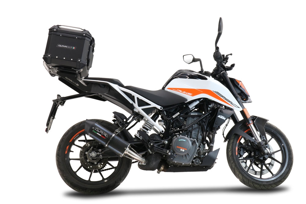 Top case GPR TECH compatible with  Ktm Duke 125 2017/2020 e4 GPR TECH Top case in aluminum, black color including, roof rack and specific plate Capacity 45 LT.