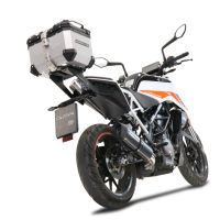 Top case GPR TECH compatible with  Ktm Duke 125 2017/2020 e4 GPR TECH Top case in aluminum, silver color, including roof rack and specific plate Capacity 26 LT.