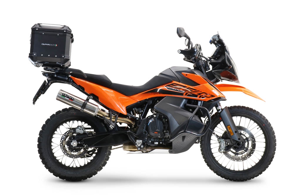 Top case GPR TECH compatible with  Ktm Lc 8 Adventure 1050 2015/2016 e3 GPR TECH Top case in aluminum, black color with specific plate included Capacity 35 LT.