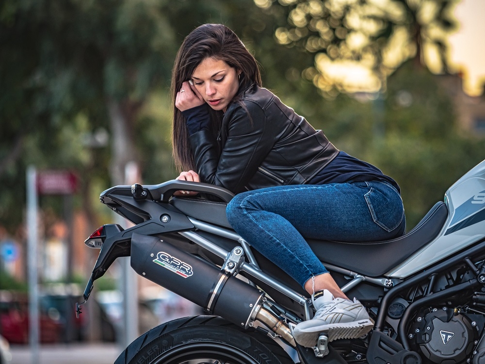 Exhaust compatible with Triumph Tiger 900 2020-2023, Furore Evo4 Nero, Homologated legal slip-on exhaust including removable db killer and link pipe 