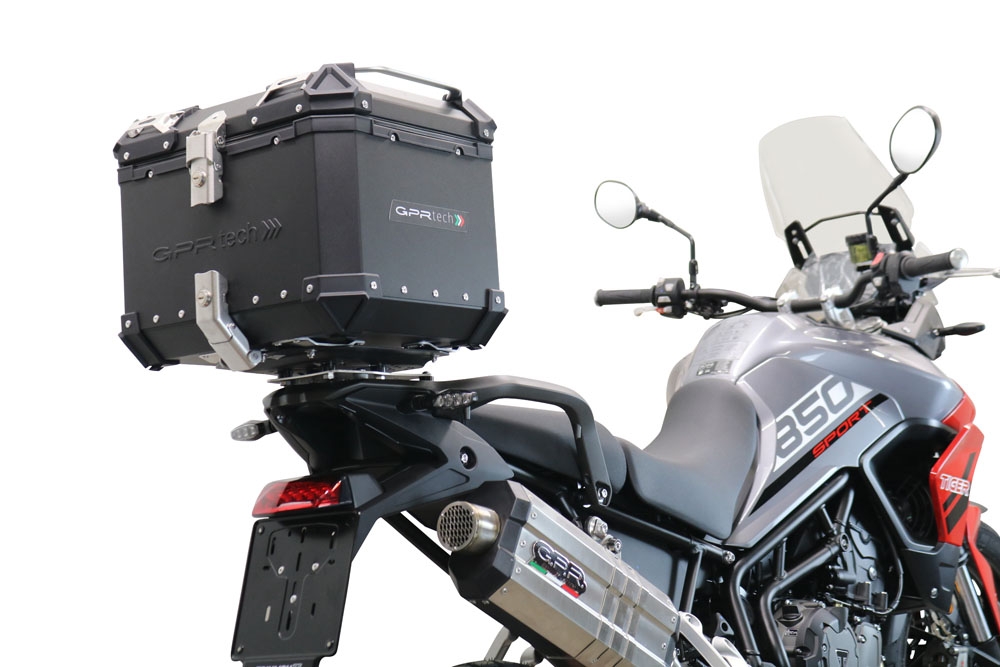 Top case GPR TECH compatible with  Triumph Tiger 850 Sport 2020/2024 e5 GPR TECH Top case in aluminum, black color with specific plate included Capacity 35 LT.
