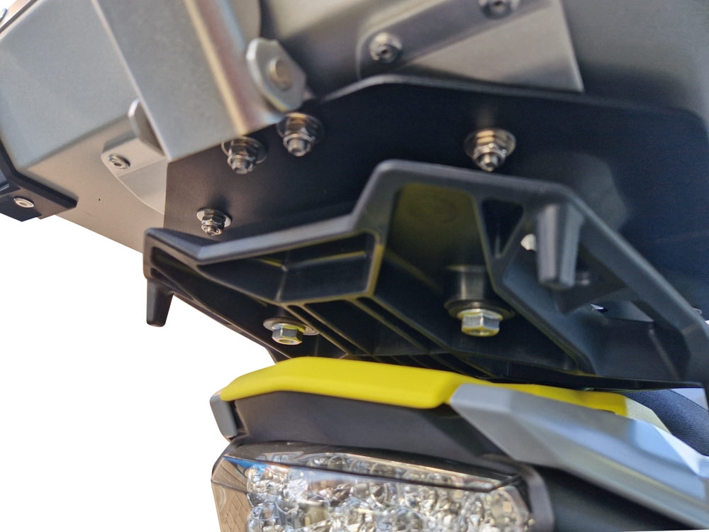 GPR TECH compatible with  Suzuki V-Strom 1050 Xt/De 2020/2024 e5 GPR TECH SPECIFIC TITANIUM PLATE TOP CASE-ALPITECH 35 LT compatible with original luggage rack,titanium made with 4 anchor points