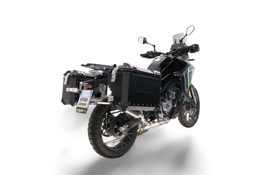 GPR TECH compatible with  Cf Moto 650 Mt 2021/2024 e5 GPR TECH Pair of side cases aluminum made, black color with specific pannier holder Capacity 38 LT. + 38 LT.