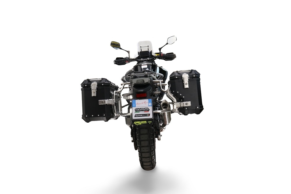 GPR TECH compatible with  Cf Moto 800 Mt Touring 2025/2026 e5 plus GPR TECH Pair of side cases aluminum made with contoured right side, black color with specific pannier holder Capacity 38 LT. + 32 LT.